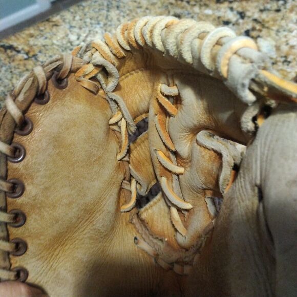 Franklin 1303 Super Scoop 12” Baseball Softball First Base Mitt Right Hand Throw - Picture 3 of 11